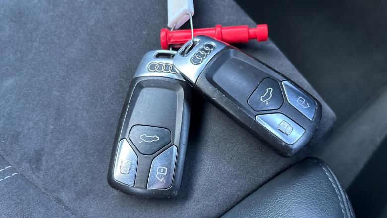 Audi TT 2.0 TDI Ultra S Line 2dr Diesel Coupe